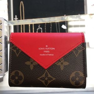 Louis Vuitton playing cards with pouch